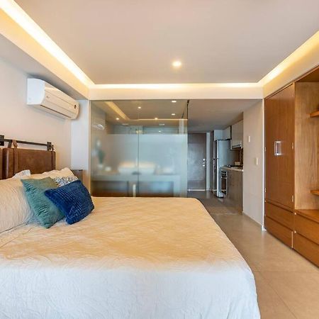 Harbor 7010 By Moikkarentals Beachfront 600Mb Wifi Puerto Vallarta Extérieur photo