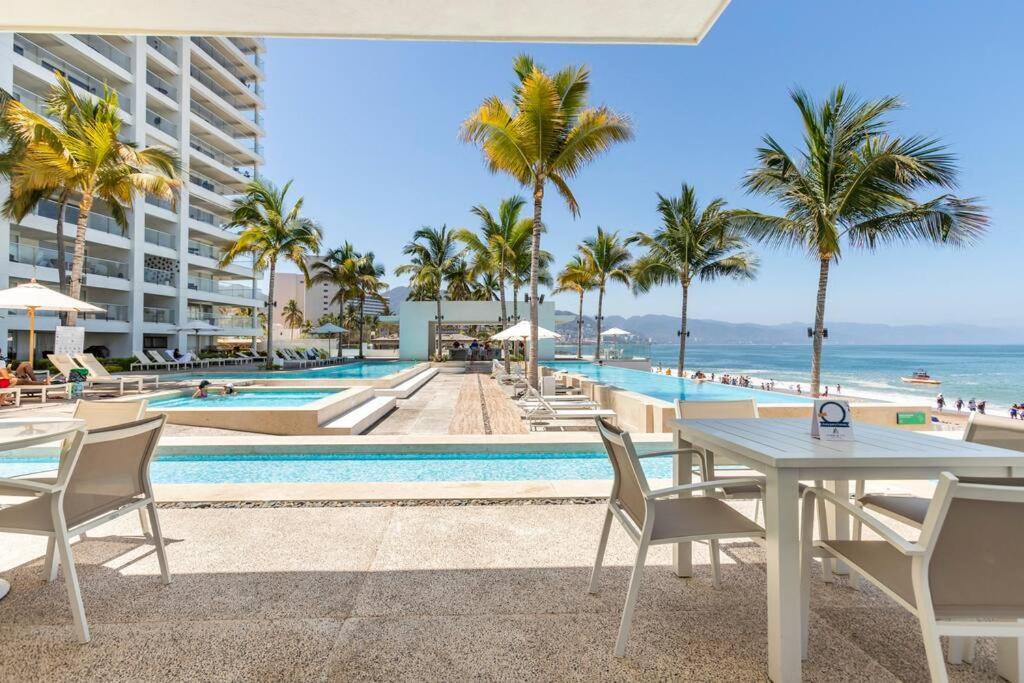 Harbor 7010 By Moikkarentals Beachfront 600Mb Wifi Puerto Vallarta Extérieur photo